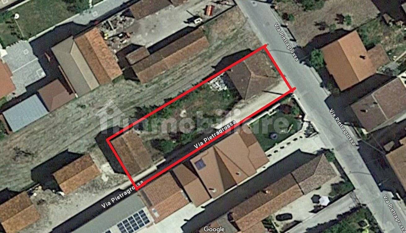 Terreno en Avezzano, Italy 720 m² No. 251119