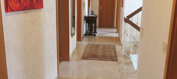 Дом с 6 спальнями в Аугсбург, Германия № 220075 10