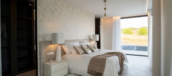 Villa de 6 dormitorios en El Paraiso, Spain No. 179031 22