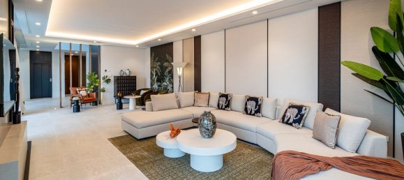 Villa de 6 dormitorios en El Paraiso, Spain No. 179031 5