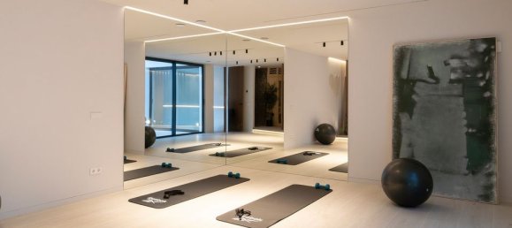 Villa de 6 dormitorios en El Paraiso, Spain No. 179031 32