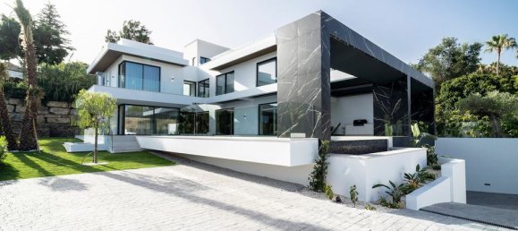 Villa de 6 dormitorios en El Paraiso, Spain No. 179031 37