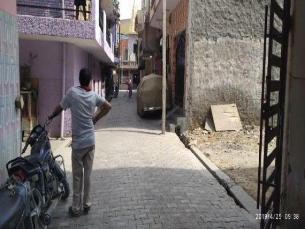 Terreno em Faridabad, India N.º 34388