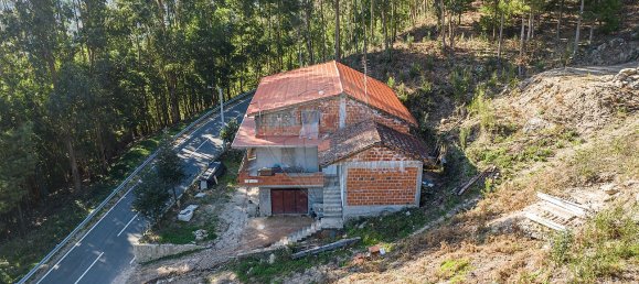 4 bedrooms House in Terras de Bouro, Portugal No. 38812 4