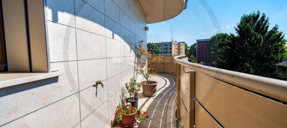 Квартира с 2 спальнями в Лоди, Италия № 323416 34