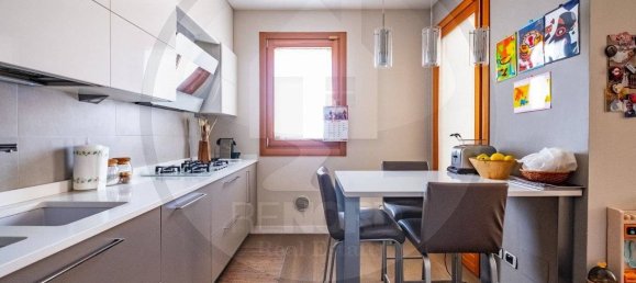 Квартира с 2 спальнями в Лоди, Италия № 323416 29