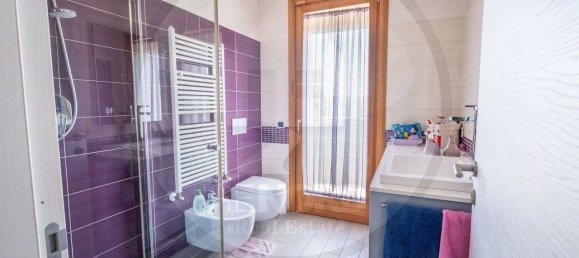 Квартира с 2 спальнями в Лоди, Италия № 323416 5