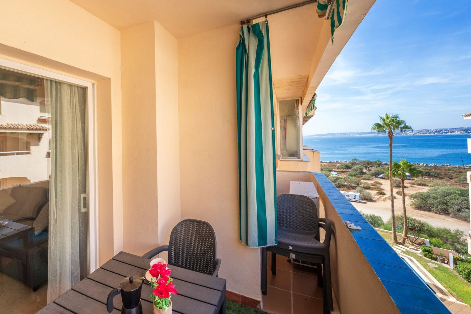 Apartamento T2 em Estepona, Spain N.º 146836