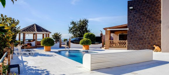 6 chambres Villa à Estepona, Spain No. 102925 3