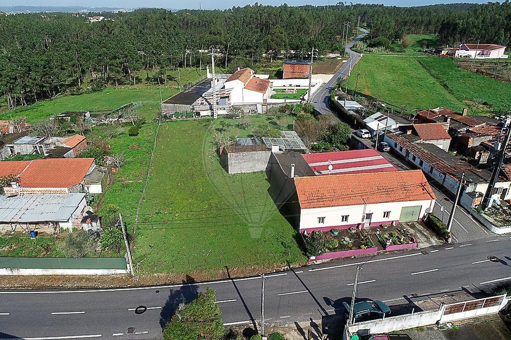 686m² Land in Lavos, Portugal No. 303814