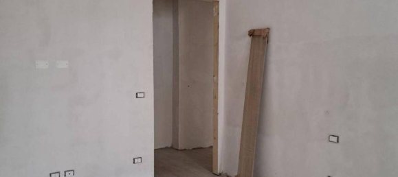 Apartamento de 3 habitaciónes en Florence, Italy No. 171847 7