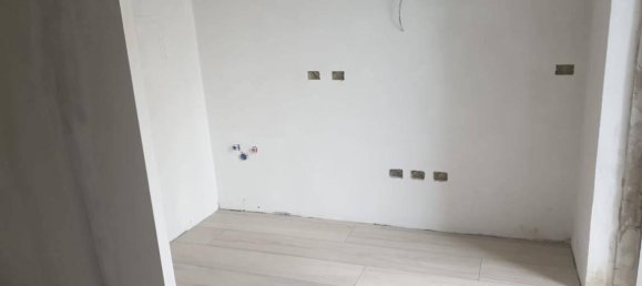 Apartamento de 3 habitaciónes en Florence, Italy No. 171847 10