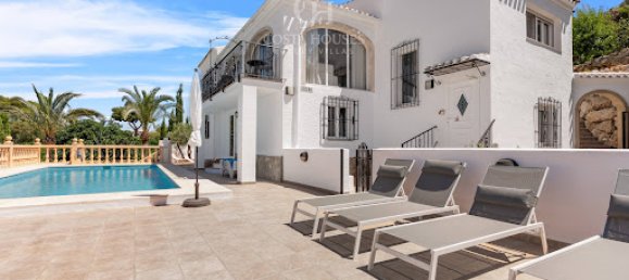 4 bedrooms Villa in Alicante, Spain No. 141742 5