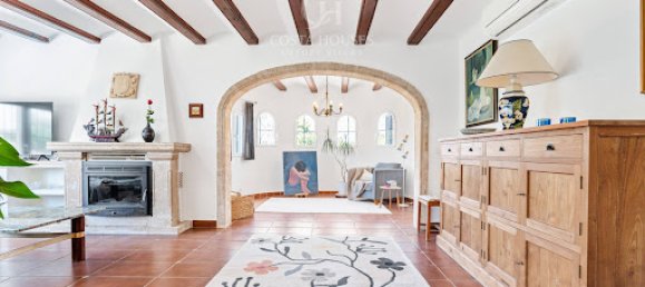 4 bedrooms Villa in Alicante, Spain No. 141742 8