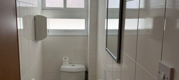 8-salle Bureau à Limassol, Cyprus No. 26423 17