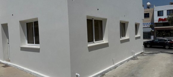 8-salle Bureau à Limassol, Cyprus No. 26423 2