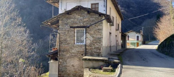 6 rooms House in Brossasco, Italy No. 33730 11