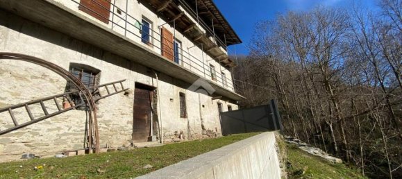 6 rooms House in Brossasco, Italy No. 33730 31