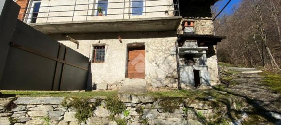 6 rooms House in Brossasco, Italy No. 33730 21