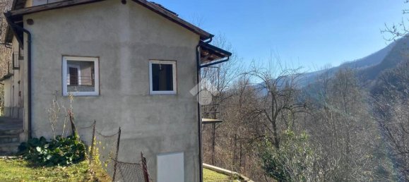 6 rooms House in Brossasco, Italy No. 33730 23