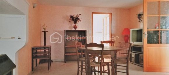 Casa de 3 dormitorios en Deux-Sevres, France No. 306242 2