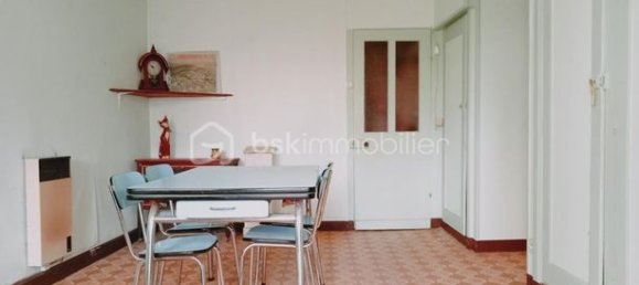 Casa de 3 dormitorios en Deux-Sevres, France No. 306242 8