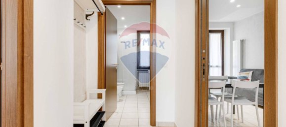 Apartamento de 2 dormitorios en Castellanza, Italy No. 309413 10