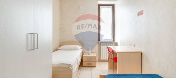 Apartamento de 2 dormitorios en Castellanza, Italy No. 309413 14