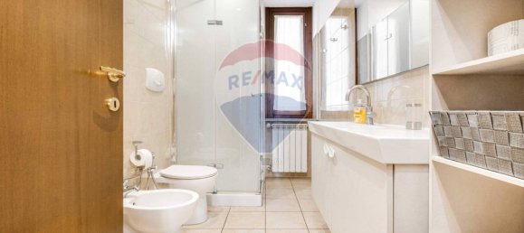 Apartamento de 2 dormitorios en Castellanza, Italy No. 309413 11