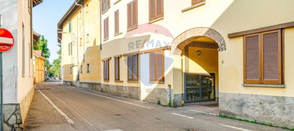 Apartamento de 2 dormitorios en Castellanza, Italy No. 309413 19