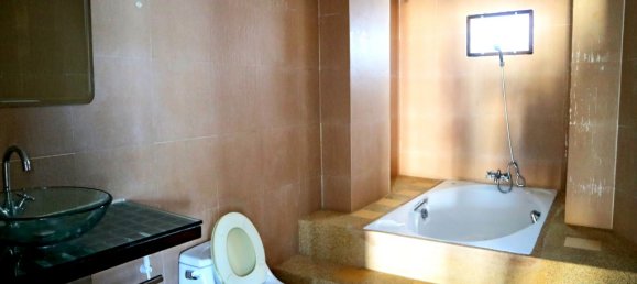 6 غرف نوم عقار تجاري في Pattaya, Thailand رقم 320 9