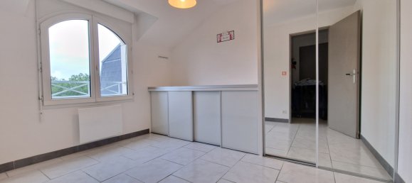 2 غرف نوم شقة في Louvres, France رقم 283053 7