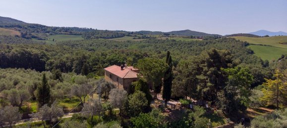 22 rooms House in Trequanda, Italy No. 45959 17