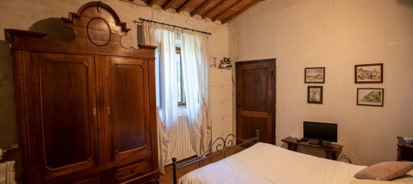 22 rooms House in Trequanda, Italy No. 45959 2