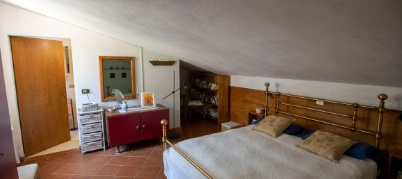 22 rooms House in Trequanda, Italy No. 45959 6