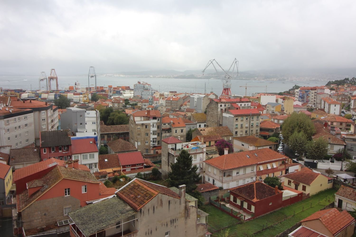 3 bedrooms Apartment in Vigo, Spain No. 263664