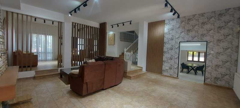 5 chambres Villa à Aradippou, Cyprus No. 20994