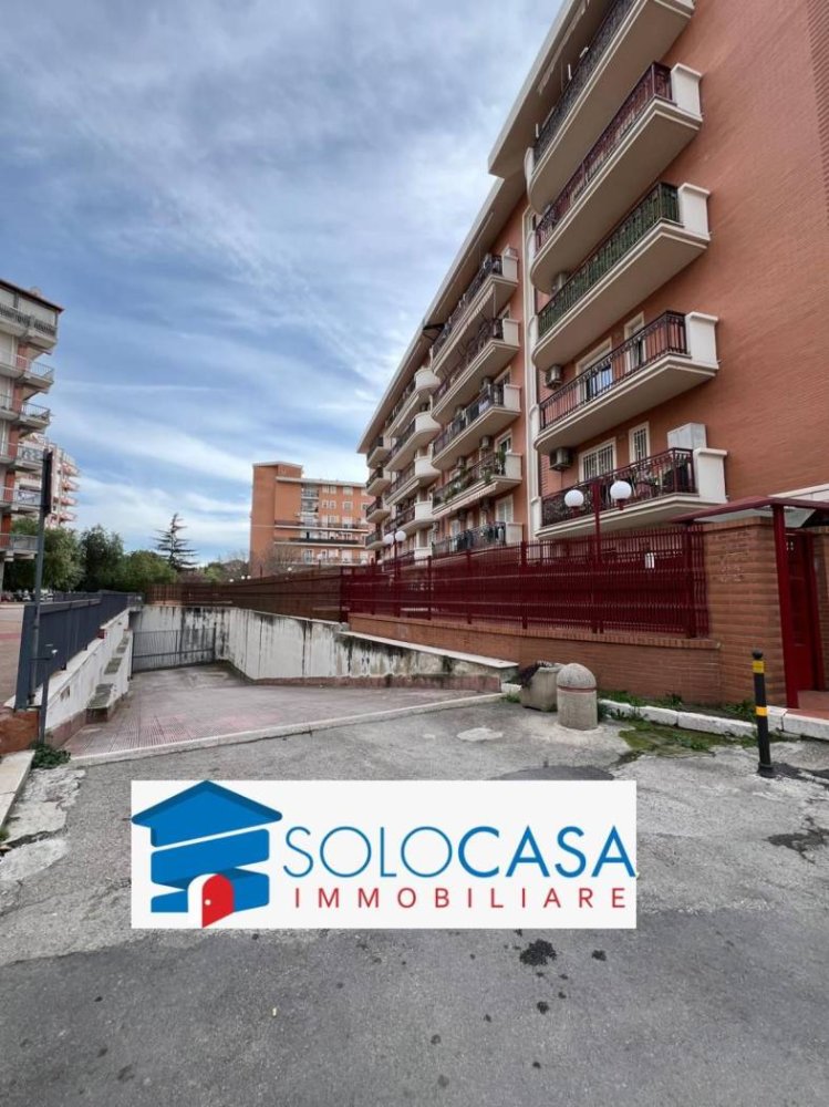 Гараж 43м² в Фоджа, Италия № 113125