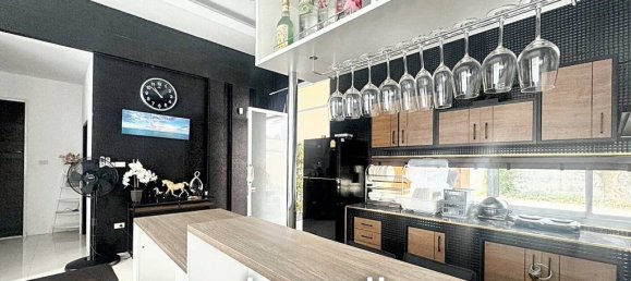 Кафе / ресторан с 4 спальнями в Паттайя, Таиланд № 13089 10