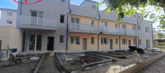 Дом с 4 комнатами в Сан Джованни Вальдарно, Италия № 235429 4