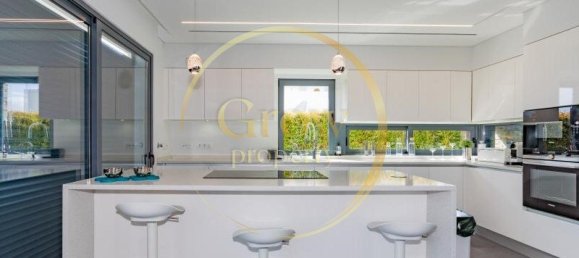 4 bedrooms Villa in Faro, Portugal No. 116533 2