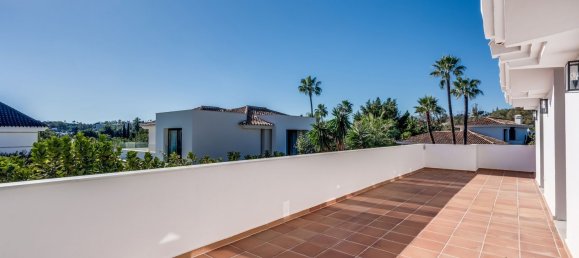 4 Schlafzimmer Villa in Marbella, Spain, Nr. 44493 50