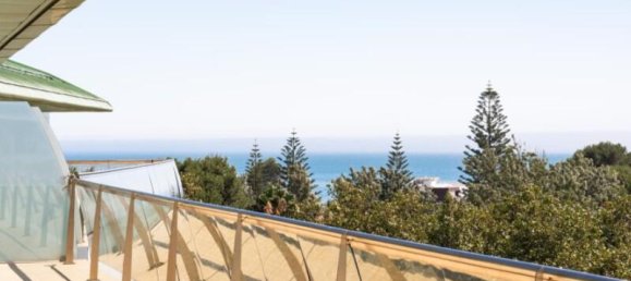 3 bedrooms Penthouse in Cascais, Portugal No. 134008 2