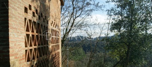 4 rooms House in Palaia, Italy No. 237698 9