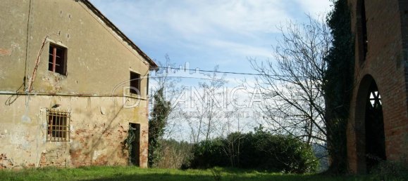 4 rooms House in Palaia, Italy No. 237698 6