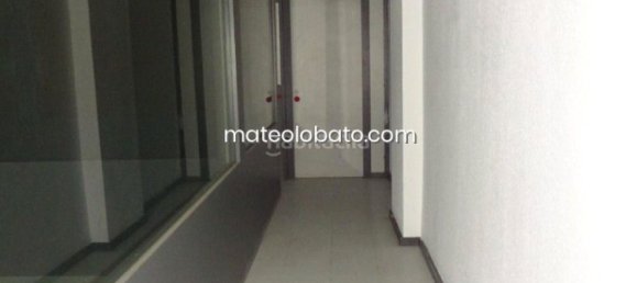 300m² Commercial property in Mataro, Spain No. 39558 10