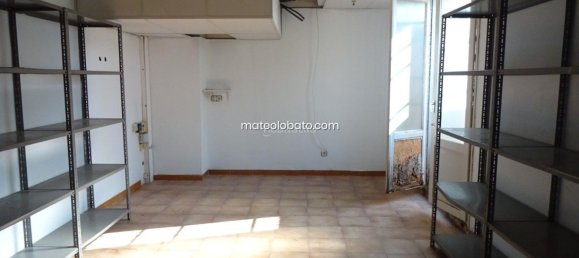 300m² Commercial property in Mataro, Spain No. 39558 5