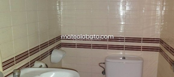 300m² Commercial property in Mataro, Spain No. 39558 6