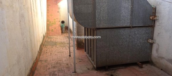 300m² Commercial property in Mataro, Spain No. 39558 21