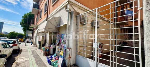 Imóvel comercial de 2 divisões em Trieste, Italy N.º 323969 2